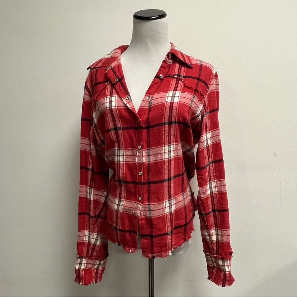 Levi’s flannel shirt red plaid snap front fringe western L hippie festival